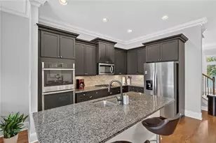 1738 Breyerton Dr NE, Atlanta, GA 30329 - Photo 5