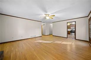 1131 Lafayette Dr SW, Mableton, GA 30126 - Photo 9