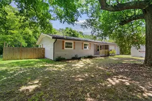 3891 Brown Bridge Rd SE, Dalton, GA 30721 - Photo 1