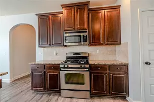 921 Prather Ct, Loganville, GA 30052 - Photo 9