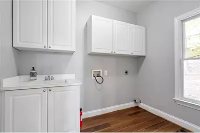 130 Seville Chase, Atlanta, GA 30328 - Photo 21