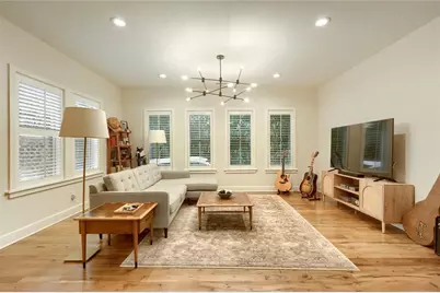 310 Oakdale Road, Atlanta, GA 30307 - Photo 11