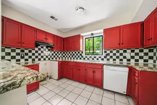 1951 Kinridge Rd, Marietta, GA 30062 - Photo 9