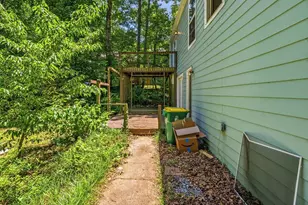 1951 Kinridge Rd, Marietta, GA 30062 - Photo 25