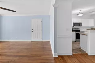 115 Peachtree Memorial Dr NW, Atlanta, GA 30309 - Photo 17
