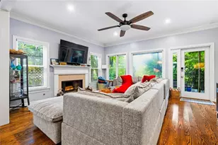 4565 Windsor Park Pl, Atlanta, GA 30342 - Photo 3