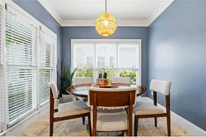 4565 Windsor Park Place, Atlanta, GA 30342 - Photo 5