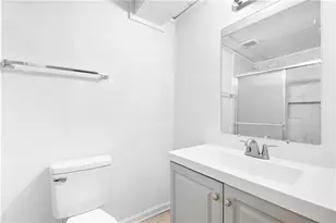 4049 Green Oak Dr, Atlanta, GA 30340 - Photo 13