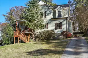 1084 Country Ln NE, Atlanta, GA 30324 - Photo 1