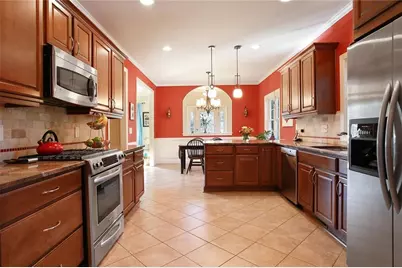 1084 Country Lane NE, Atlanta, GA 30324 - Photo 7