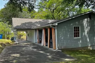 2260 Carver Dr NW, Atlanta, GA 30314 - Photo 3