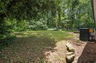 1380 Dennis Dr, Decatur, GA 30032 - Photo 29