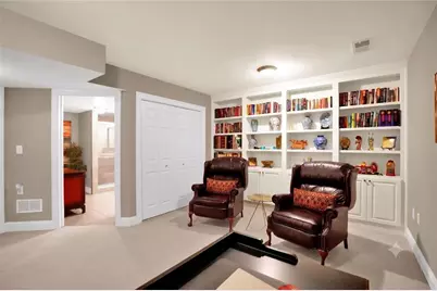 5464 Glenridge View NE, Atlanta, GA 30342 - Photo 13