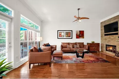 5464 Glenridge View NE, Atlanta, GA 30342 - Photo 3