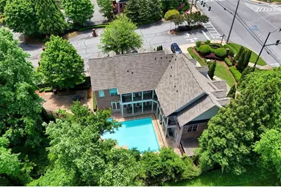 5464 Glenridge View NE, Atlanta, GA 30342 - Photo 19
