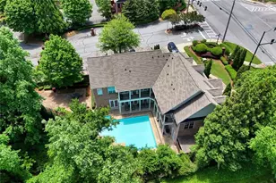 5464 Glenridge View NE, Atlanta, GA 30342 - Photo 19
