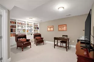 5464 Glenridge View NE, Atlanta, GA 30342 - Photo 15