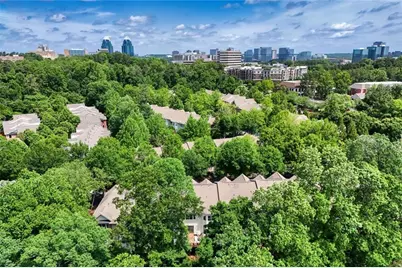 5464 Glenridge View NE, Atlanta, GA 30342 - Photo 41