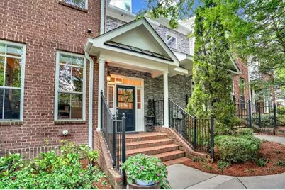 5464 Glenridge View NE, Sandy Springs, GA 30342 - Photo 1