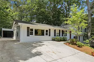 2360 Honeysuckle Ln SE, Smyrna, GA 30080 - Photo 3