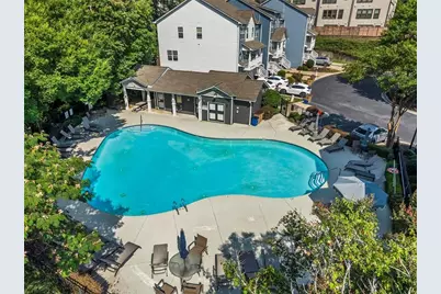 1425 Liberty Parkway NW, Atlanta, GA 30318 - Photo 31