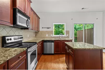 1425 Liberty Parkway NW, Atlanta, GA 30318 - Photo 13