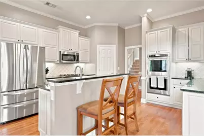 1445 Hedgewood Lane NW, Kennesaw, GA 30152 - Photo 13