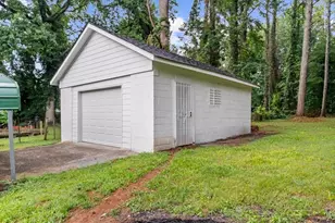 1688 Hadlock St SW, Atlanta, GA 30311 - Photo 25