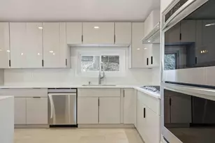 1583 Nantahalla Dr NE, Atlanta, GA 30329 - Photo 3