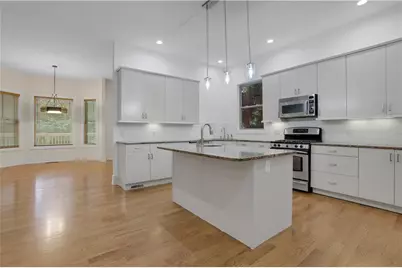 3228 Silver Lake Drive NE, Atlanta, GA 30319 - Photo 7