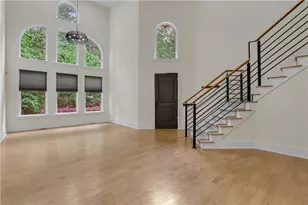3228 Silver Lake Dr NE, Atlanta, GA 30319 - Photo 5