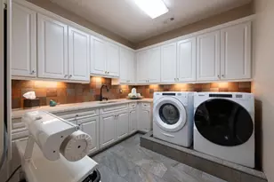 780 Lovette Ln NE, Atlanta, GA 30342 - Photo 37