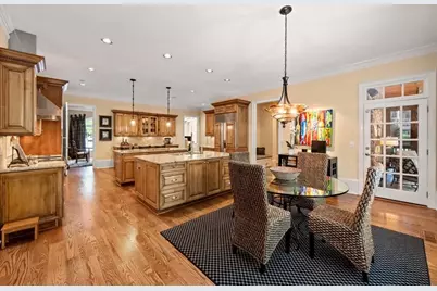 780 Lovette Lane NE, Atlanta, GA 30342 - Photo 11