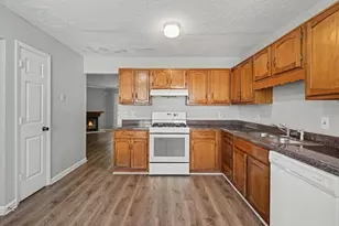 2058 Charter Ln, Lithonia, GA 30058 - Photo 11