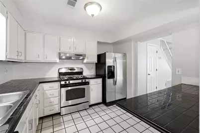 2888 Aspen Woods Entry, Doraville, GA 30360 - Photo 11