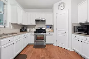 1736 Stoney Chase Dr, Lawrenceville, GA 30044 - Photo 13