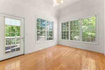 4050 Magnolia Leaf Lane, Suwanee, GA 30024 - Photo 9