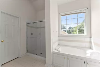 4050 Magnolia Leaf Lane, Suwanee, GA 30024 - Photo 15