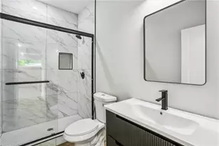 1318 Pine Ave, Atlanta, GA 30344 - Photo 7