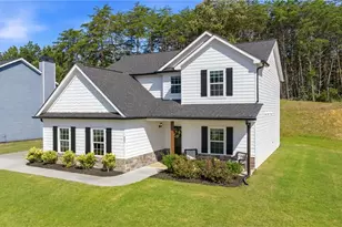 6353 Woodland Station Dr, Lula, GA 30554 - Photo 3