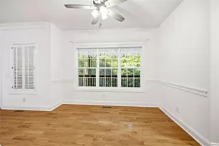 215 Parkwood Pl Cir, Cornelia, GA 30531 - Photo 13