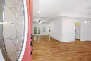 215 Parkwood Pl Cir, Cornelia, GA 30531 - Photo 7