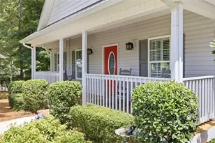 215 Parkwood Pl Cir, Cornelia, GA 30531 - Photo 3