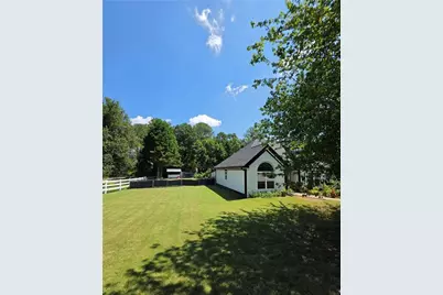 2800 Cove Crossing Drive, Lawrenceville, GA 30045 - Photo 3