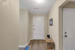 5065 Carole Pl, Stone Mountain, GA 30087 - Photo 9