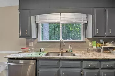 5065 Carole Place, Stone Mountain, GA 30087 - Photo 19