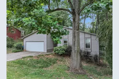 5065 Carole Place, Stone Mountain, GA 30087 - Photo 5