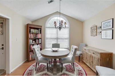 558 Bellingham Drive, Sugar Hill, GA 30518 - Photo 7