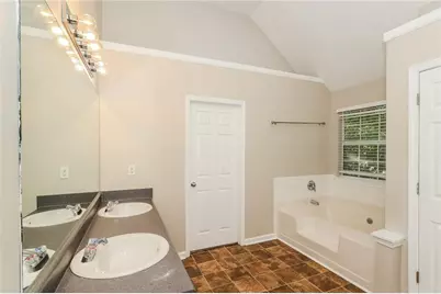 2722 Elkmont Ridge SW, Atlanta, GA 30331 - Photo 23