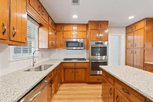 585 Rosewood Trail, Grayson, GA 30017 - Photo 17